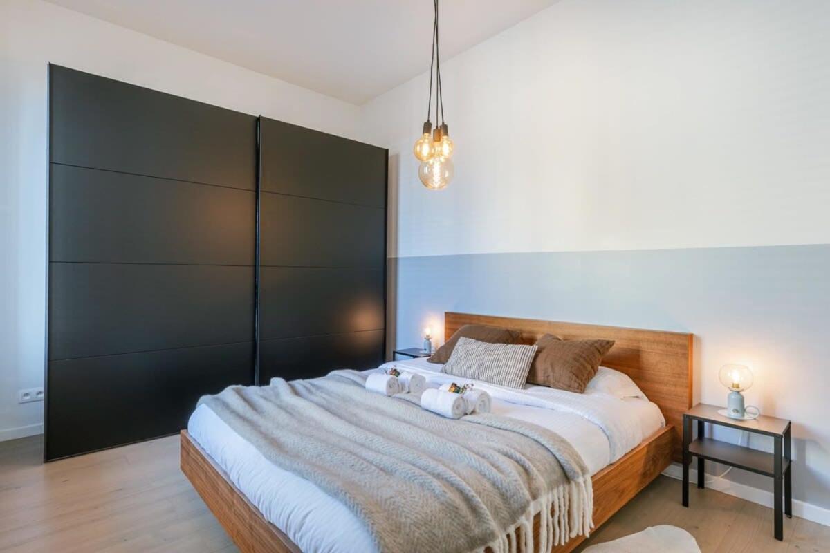 House With Large And Sunny Terrace Villa แอนต์เวิร์ป ภายนอก รูปภาพ